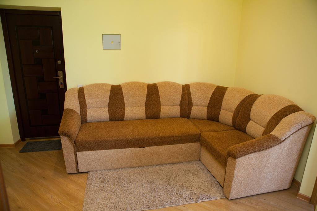 Apartment In 2 Min From Poznyaky Metro Station Kiev Esterno foto